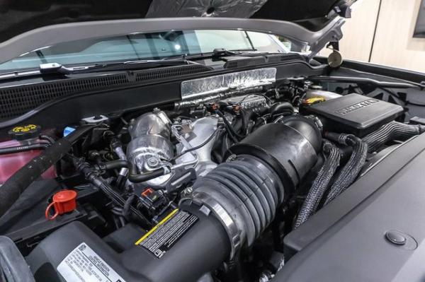 Used-2018-Chevrolet-Silverado-2500HD-High-Country-15K-in-UPGRADES