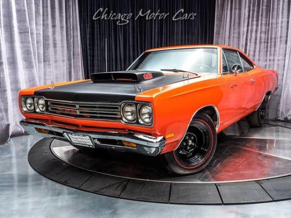 Used 1969 Plymouth Road Runner 440 6 Pack A12 Tribute for sale Sold at Chicago Motor Cars in West Chicago IL 60185 2