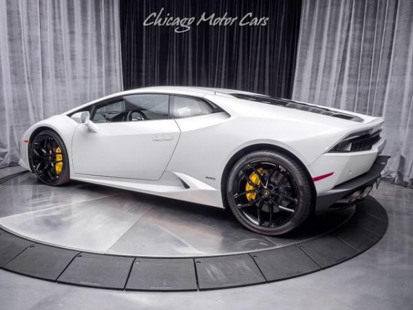 Used 2015 Lamborghini Huracan LP610-4 Coupe for sale Sold at Chicago Motor Cars in West Chicago IL 60185 3