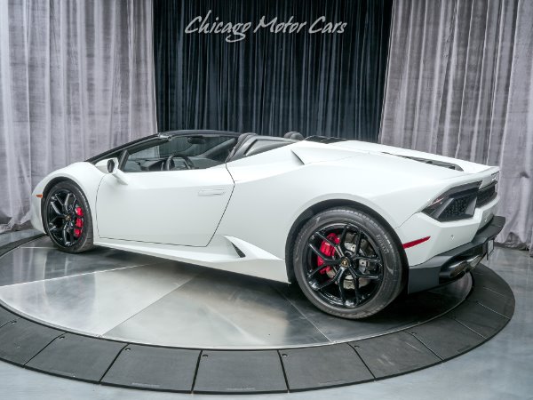 Used 2017 Lamborghini Huracan LP580-2 Spyder Convertible for sale Sold at Chicago Motor Cars in West Chicago IL 60185 3
