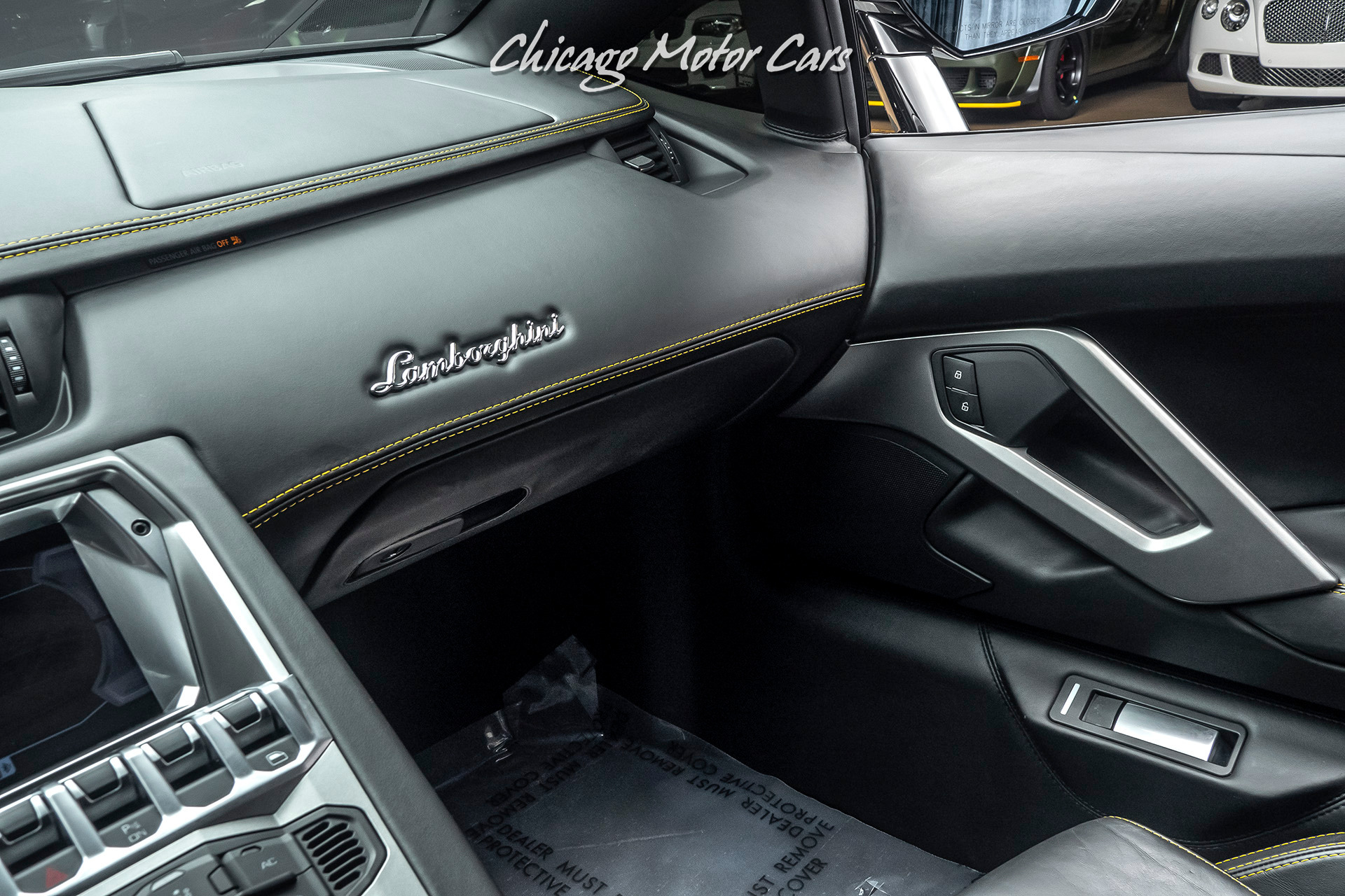 Used-2012-Lamborghini-Aventador-LP700-4-Coupe-TRANSPARENT-ENGINE-BONNET