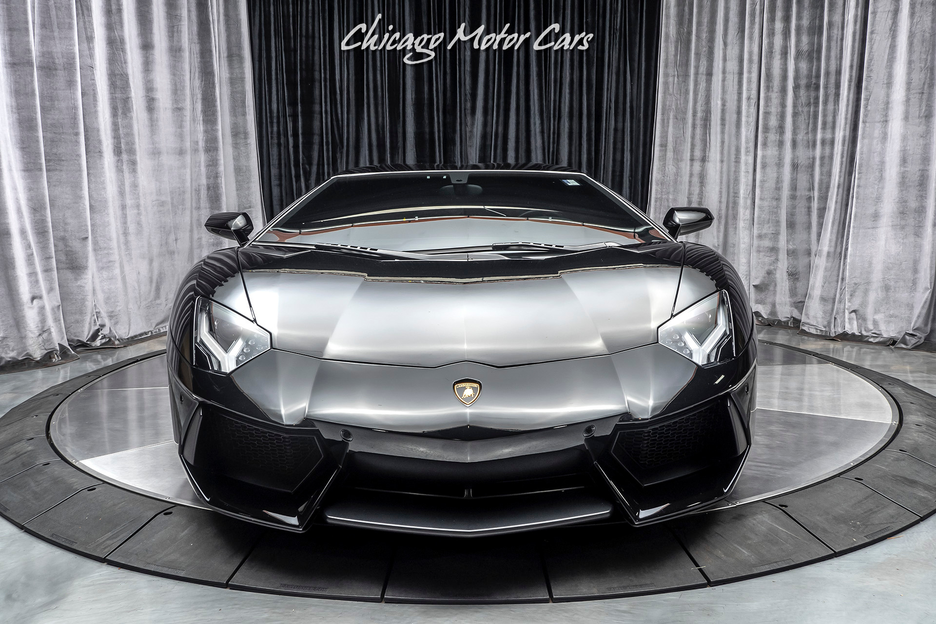 Used-2012-Lamborghini-Aventador-LP700-4-Coupe-TRANSPARENT-ENGINE-BONNET