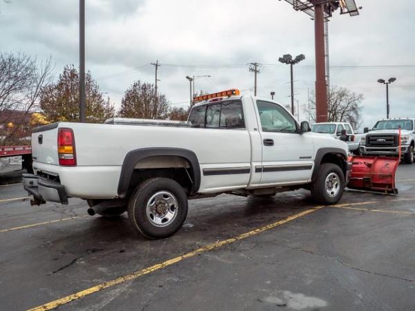 Used 2001 Chevrolet Silverado 2500HD LS Pick-Up Truck for sale Sold at Chicago Motor Cars in West Chicago IL 60185 4
