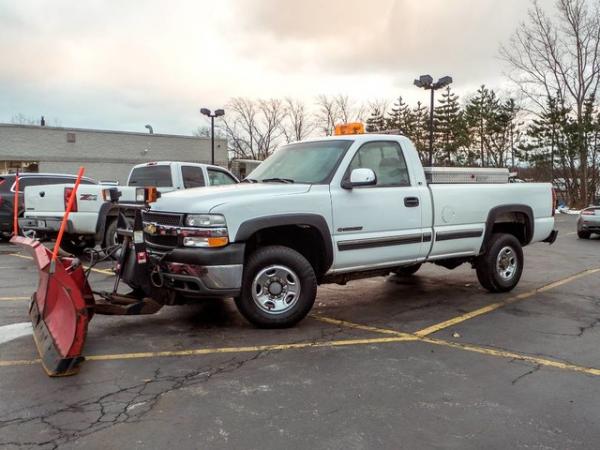 Used 2001 Chevrolet Silverado 2500HD LS Pick-Up Truck for sale Sold at Chicago Motor Cars in West Chicago IL 60185 1