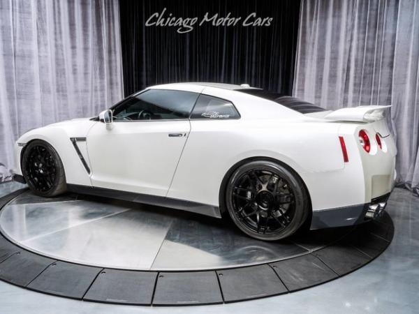 Used 2010 Nissan GT-R Premium 'Switzer USE Pro' Coupe 1040+WHP! for sale Sold at Chicago Motor Cars in West Chicago IL 60185 3