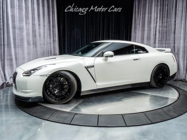 Used 2010 Nissan GT-R Premium 'Switzer USE Pro' Coupe 1040+WHP! for sale Sold at Chicago Motor Cars in West Chicago IL 60185 1