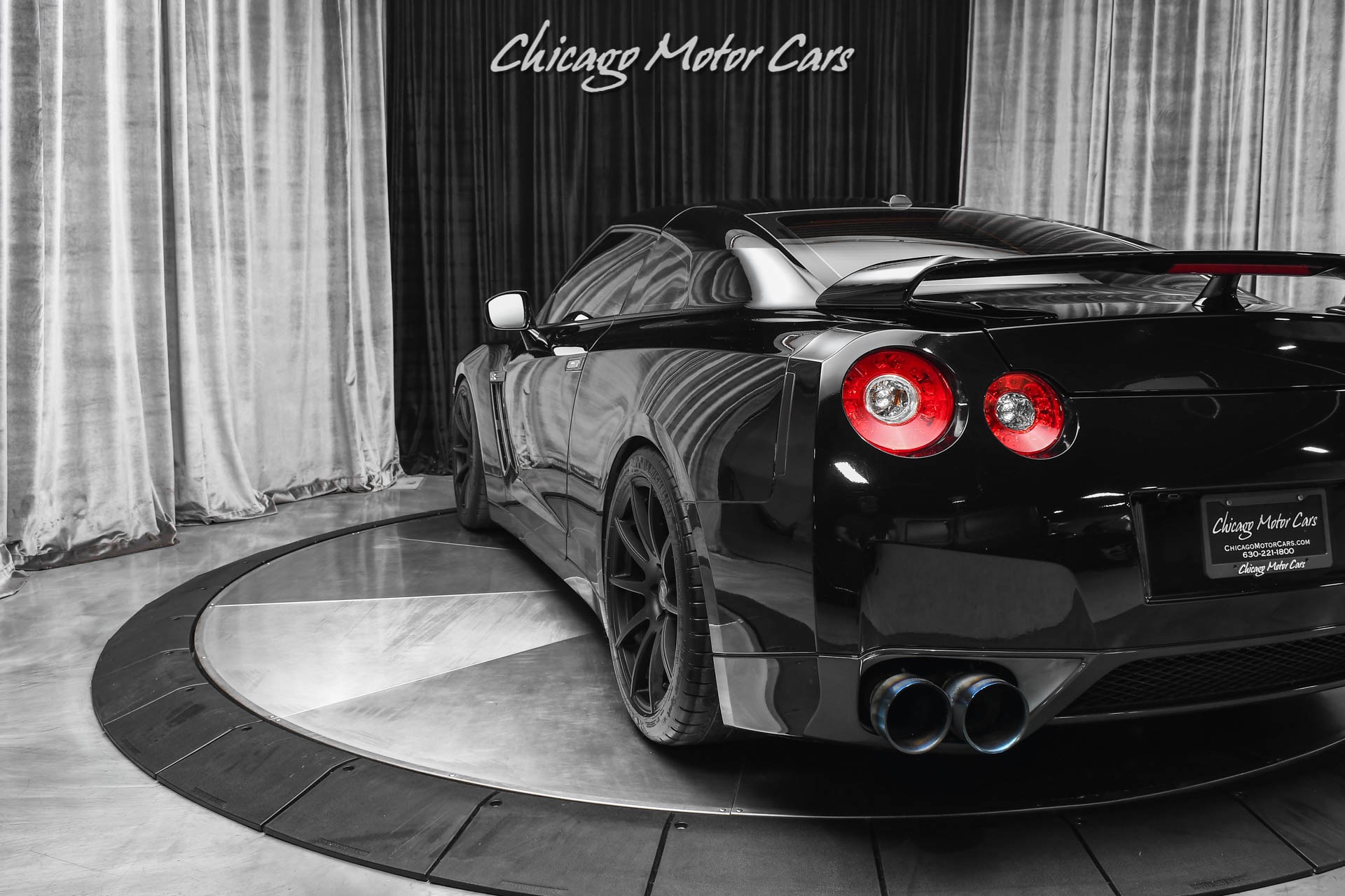 Used-2010-Nissan-GT-R-Premium-ALPHA-7-30K-IN-UPGRADES