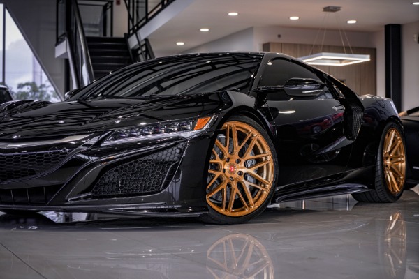 Used 2017 Acura NSX Coupe MSRP $200k + $25k in Upgrades! CARBON FIBER! for sale Sold at Chicago Motor Cars in West Chicago IL 60185 3