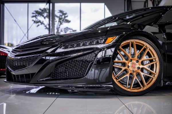 Used 2017 Acura NSX Coupe MSRP $200k + $25k in Upgrades! CARBON FIBER! for sale Sold at Chicago Motor Cars in West Chicago IL 60185 6