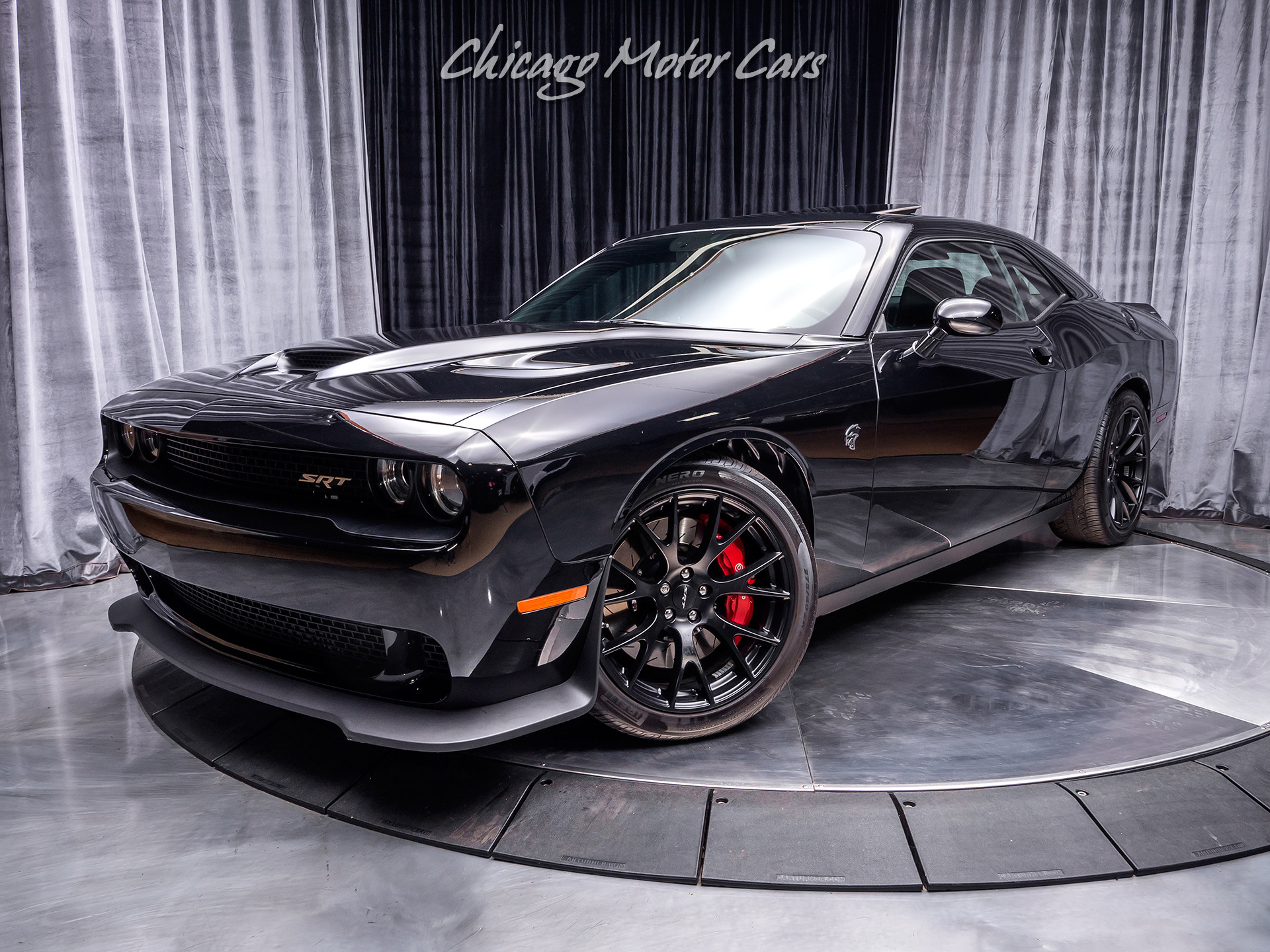 Used-2016-Dodge-Challenger-SRT-Hellcat