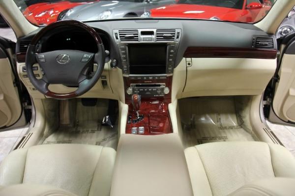 New-2010-Lexus-LS-460L-AWD