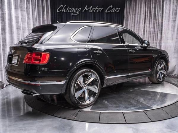 Used 2017 Bentley Bentayga W12 First Edition MSRP $307k+ for sale Sold at Chicago Motor Cars in West Chicago IL 60185 5