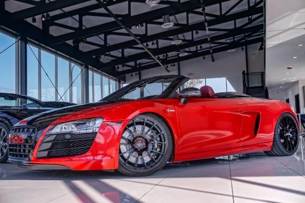 Used 2011 Audi R8 Spyder V10 5.2L STASIS 700HP for sale Sold at Chicago Motor Cars in West Chicago IL 60185 2