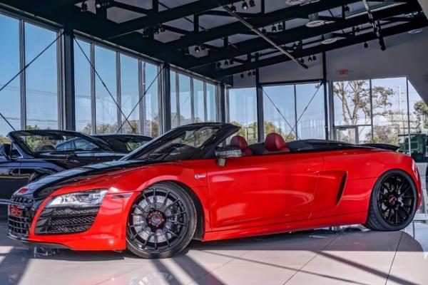 Used 2011 Audi R8 Spyder V10 5.2L STASIS 700HP for sale Sold at Chicago Motor Cars in West Chicago IL 60185 3