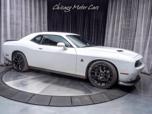 Used 2017 Dodge Challenger R/T Scat Pack for sale Sold at Chicago Motor Cars in West Chicago IL 60185 5