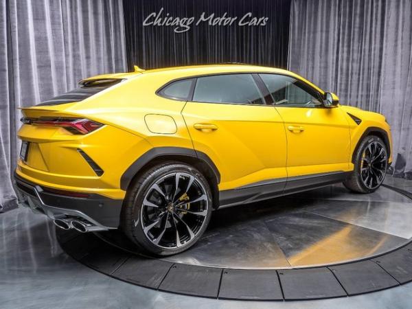 Used 2019 Lamborghini Urus SUV **Only 39 Miles** Brand NEW! for sale Sold at Chicago Motor Cars in West Chicago IL 60185 5