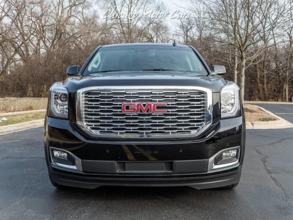 Used 2018 GMC Yukon Denali AWD SUV for sale Sold at Chicago Motor Cars in West Chicago IL 60185 3