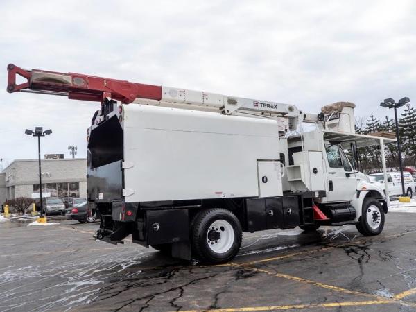 Used 2009 International 4300 60' HI RANGER Bucket Truck for sale Sold at Chicago Motor Cars in West Chicago IL 60185 4
