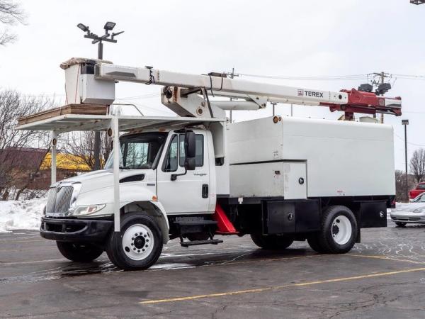 Used 2009 International 4300 60' HI RANGER Bucket Truck for sale Sold at Chicago Motor Cars in West Chicago IL 60185 1