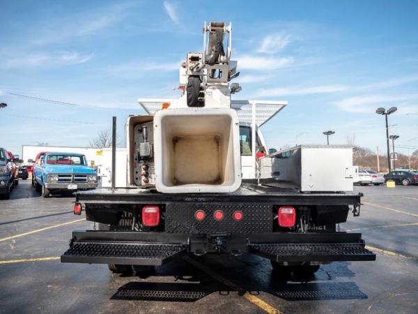 Used 2004 Ford Super Duty F-450 DRW Bucket Truck **TEREX TELELECT 38' HYDRAULIC BOOM** for sale Sold at Chicago Motor Cars in West Chicago IL 60185 5