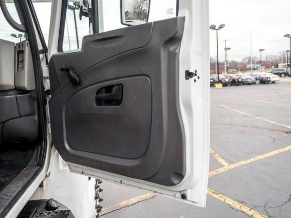 Used-2009-International-4300-Altec-LR-760--60-Bucket-Truck