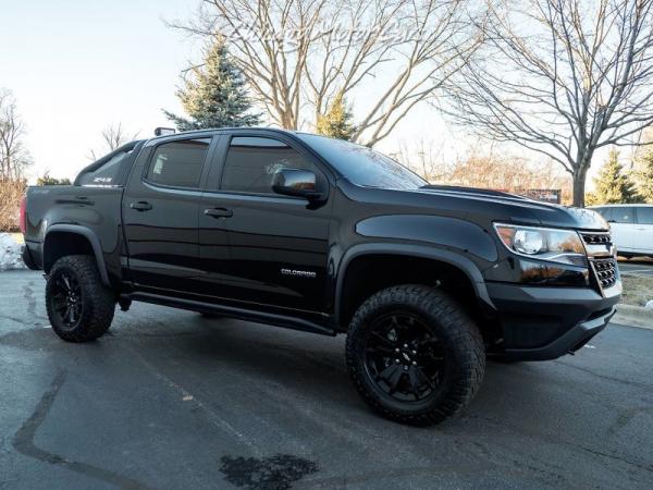 Used 2018 Chevrolet Colorado 4WD ZR2 Pickup Crew Cab for sale Sold at Chicago Motor Cars in West Chicago IL 60185 4