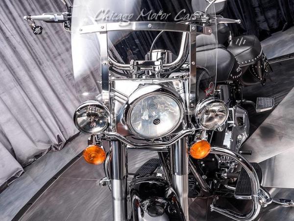 Used-2005-Harley-Davidson-FLSTCI-Heritage-Classic-Motorcycle