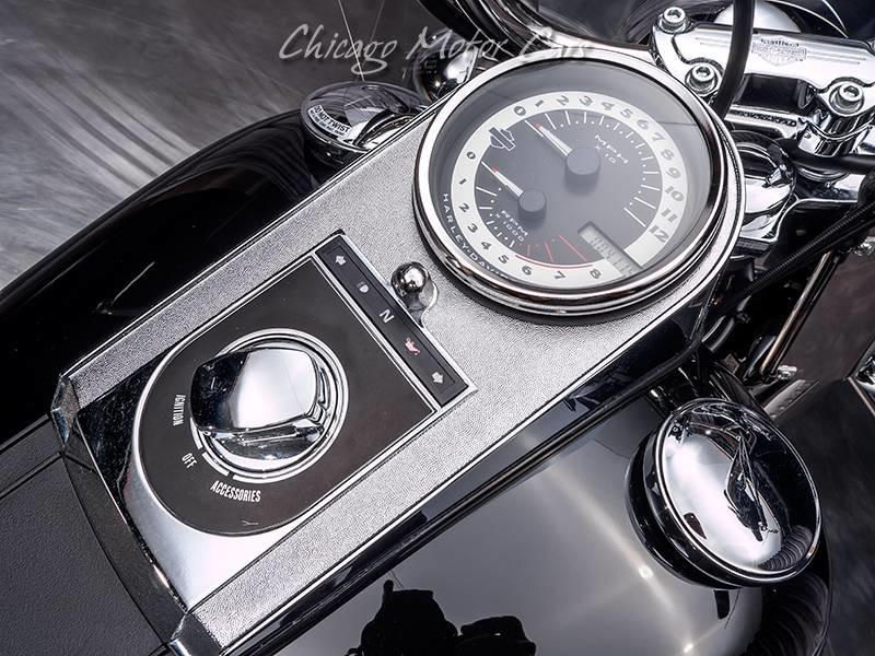 Used-2005-Harley-Davidson-FLSTCI-Heritage-Classic-Motorcycle