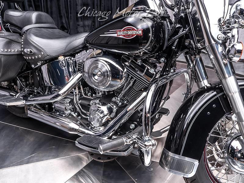 Used-2005-Harley-Davidson-FLSTCI-Heritage-Classic-Motorcycle