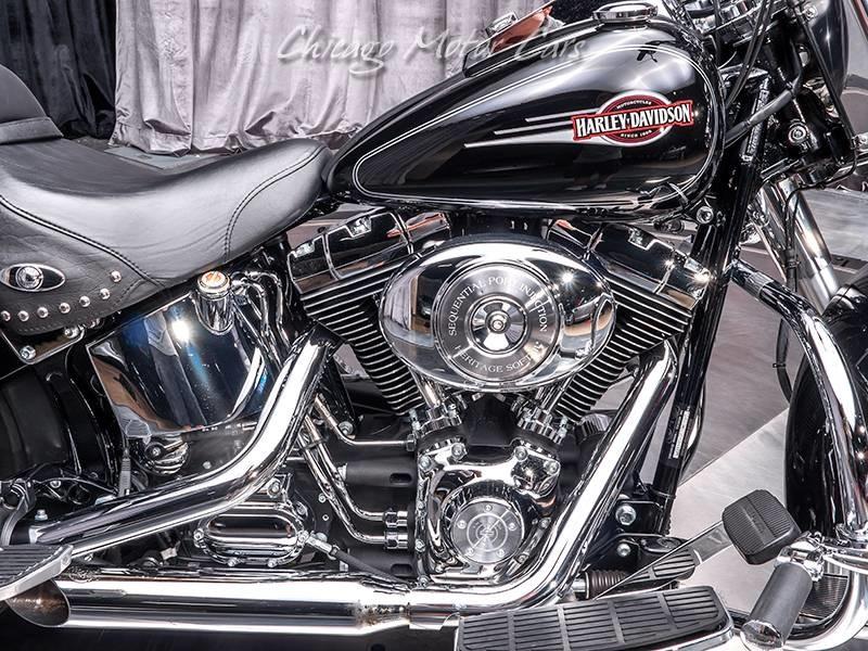 Used-2005-Harley-Davidson-FLSTCI-Heritage-Classic-Motorcycle