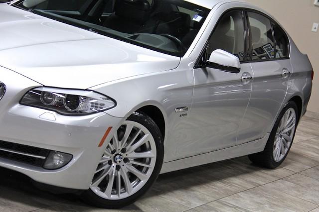 New-2011-BMW-550i-xDrive-AWD