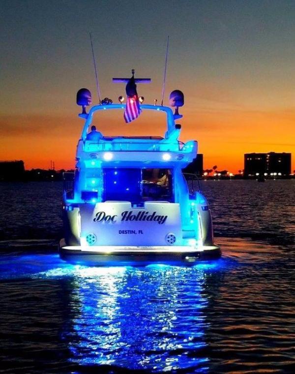 Used 2006 AZIMUT 55 Fly Bridge Doc Holliday for sale Sold at Chicago Motor Cars in West Chicago IL 60185 2