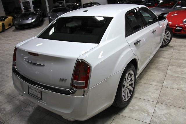 New-2012-Chrysler-300-Limited