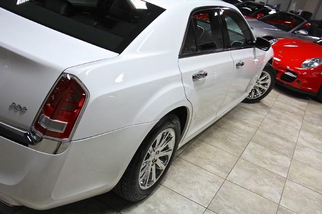 New-2012-Chrysler-300-Limited