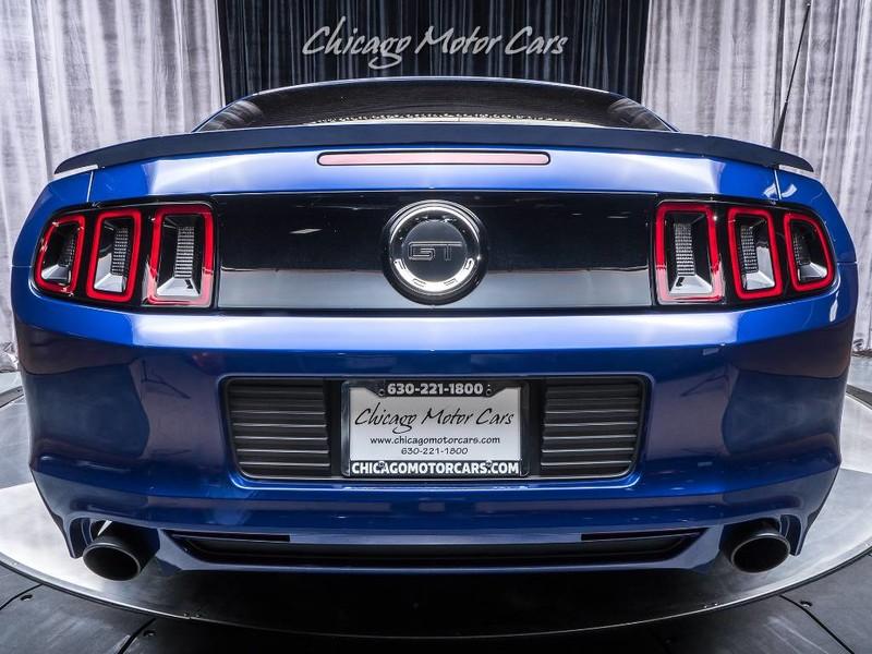 Used-2014-Ford-Mustang-GT-Premium