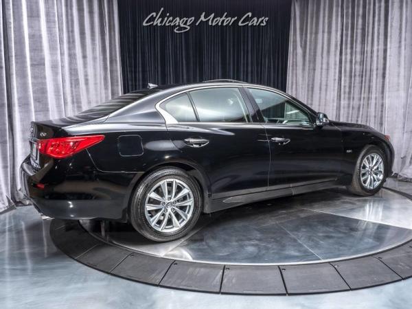 Used 2017 INFINITI Q50 2.0t AWD for sale Sold at Chicago Motor Cars in West Chicago IL 60185 5