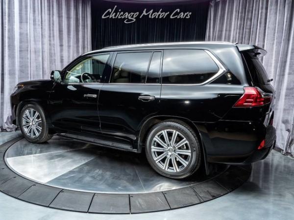 Used 2016 Lexus LX 570 SUV for sale Sold at Chicago Motor Cars in West Chicago IL 60185 3