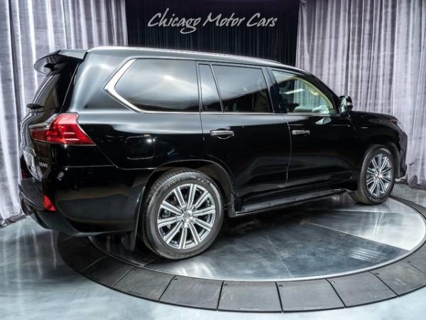 Used 2016 Lexus LX 570 SUV for sale Sold at Chicago Motor Cars in West Chicago IL 60185 5