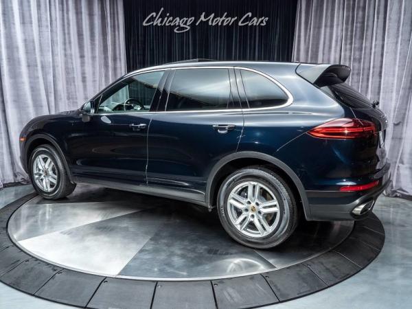 Used 2016 Porsche Cayenne V6 SUV MSRP $74,015+ for sale Sold at Chicago Motor Cars in West Chicago IL 60185 3