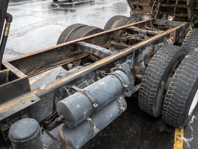 Used-2000-Freightliner-FL80-Dump-Truck