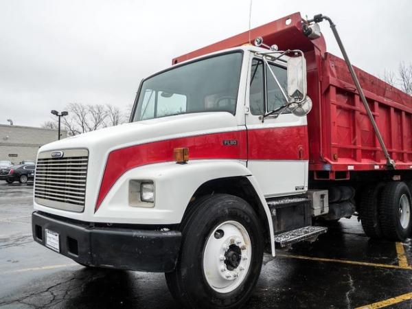 Used-2000-Freightliner-FL80-Dump-Truck