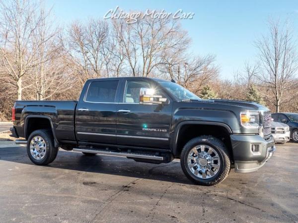 Used 2018 GMC Sierra 2500HD Denali *6.6 Liter Turbo Diesel V8* **MSRP $72,980** for sale Sold at Chicago Motor Cars in West Chicago IL 60185 4