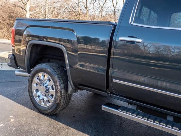 Used-2018-GMC-Sierra-2500HD-Denali-66-Liter-Turbo-Diesel-V8-MSRP-72980