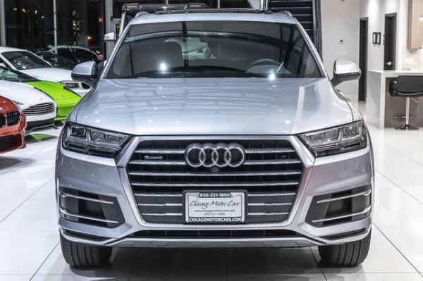 Used 2017 Audi Q7 Premium Plus Quattro for sale Sold at Chicago Motor Cars in West Chicago IL 60185 6