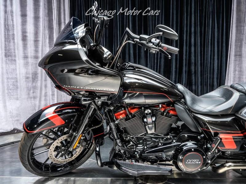 Used-2018-Harley-Davidson-FLTRXSE-CVO-Road-Glide-10k-in-UPGRADES-Only-220-Miles