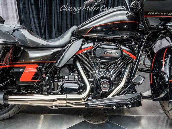 Used-2018-Harley-Davidson-FLTRXSE-CVO-Road-Glide-10k-in-UPGRADES-Only-220-Miles