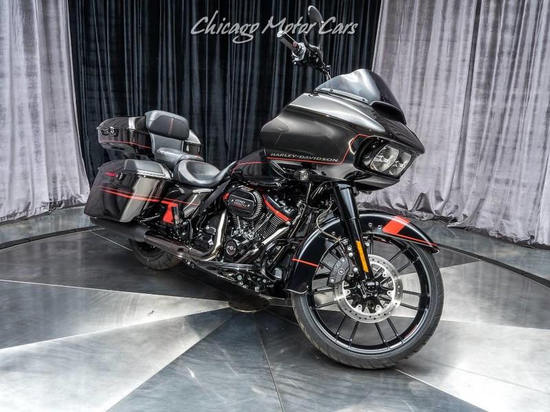 Used-2018-Harley-Davidson-FLTRXSE-CVO-Road-Glide-10k-in-UPGRADES-Only-220-Miles