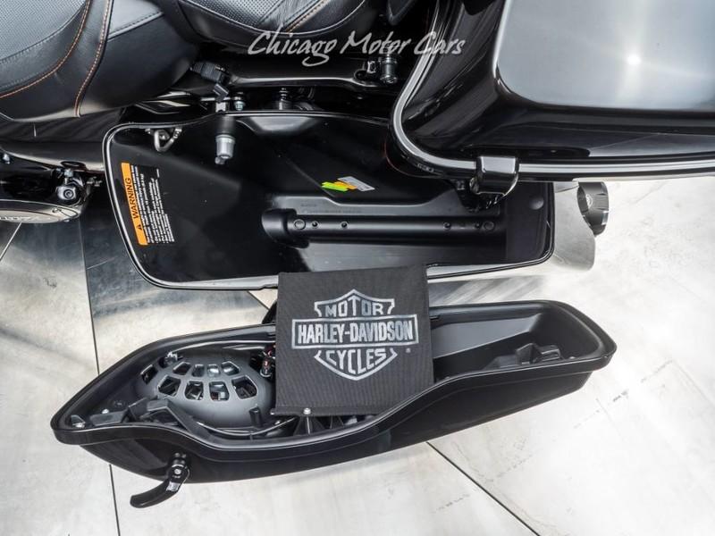 Used-2018-Harley-Davidson-FLTRXSE-CVO-Road-Glide-10k-in-UPGRADES-Only-220-Miles