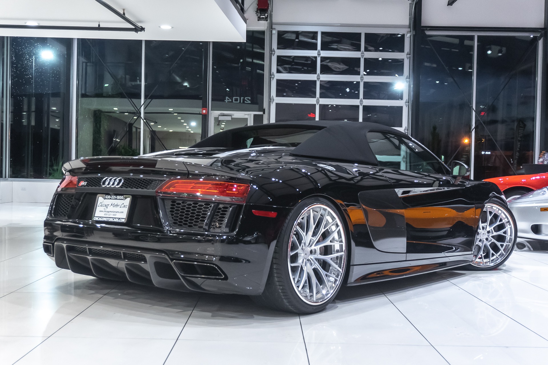 Used-2018-Audi-R8-Spyder-V10-plus-Convertible-MSRP-22039025k-in-Upgrades