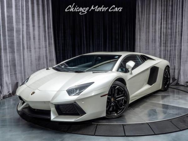 Used 2013 Lamborghini Aventador LP700-4 Coupe **MSRP $424,215** for sale Sold at Chicago Motor Cars in West Chicago IL 60185 4